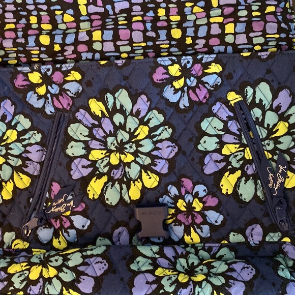 🍍VERA BRADLEY BAG🍍E-2 - Picture 2 of 4